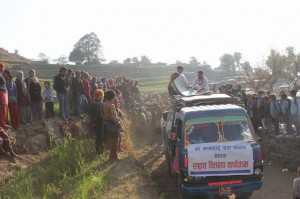 Sai Youth unloading the relief packages
